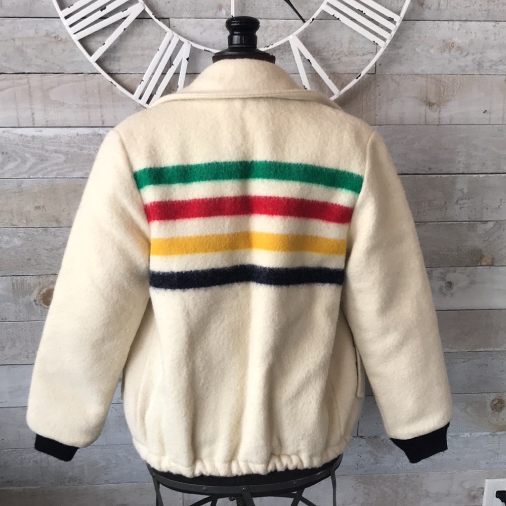 Iconic 1980s Hudson’s Bay quilted jacket - Picture 5 of 14